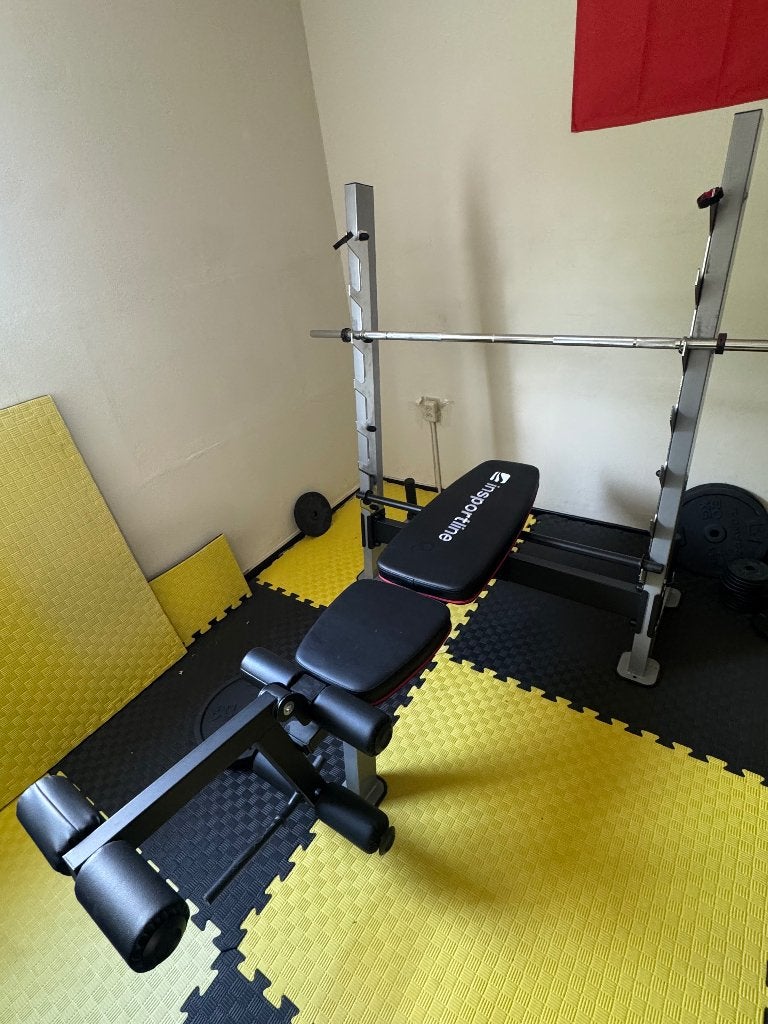 Halterbank met gewichten, Ophalen, Zo goed als nieuw, Fitnessbank