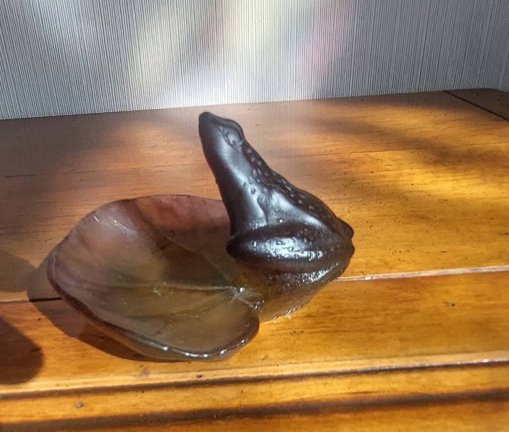 art nouveau glas pate de verre Daum france kikker  lelieblad, Ophalen of Verzenden