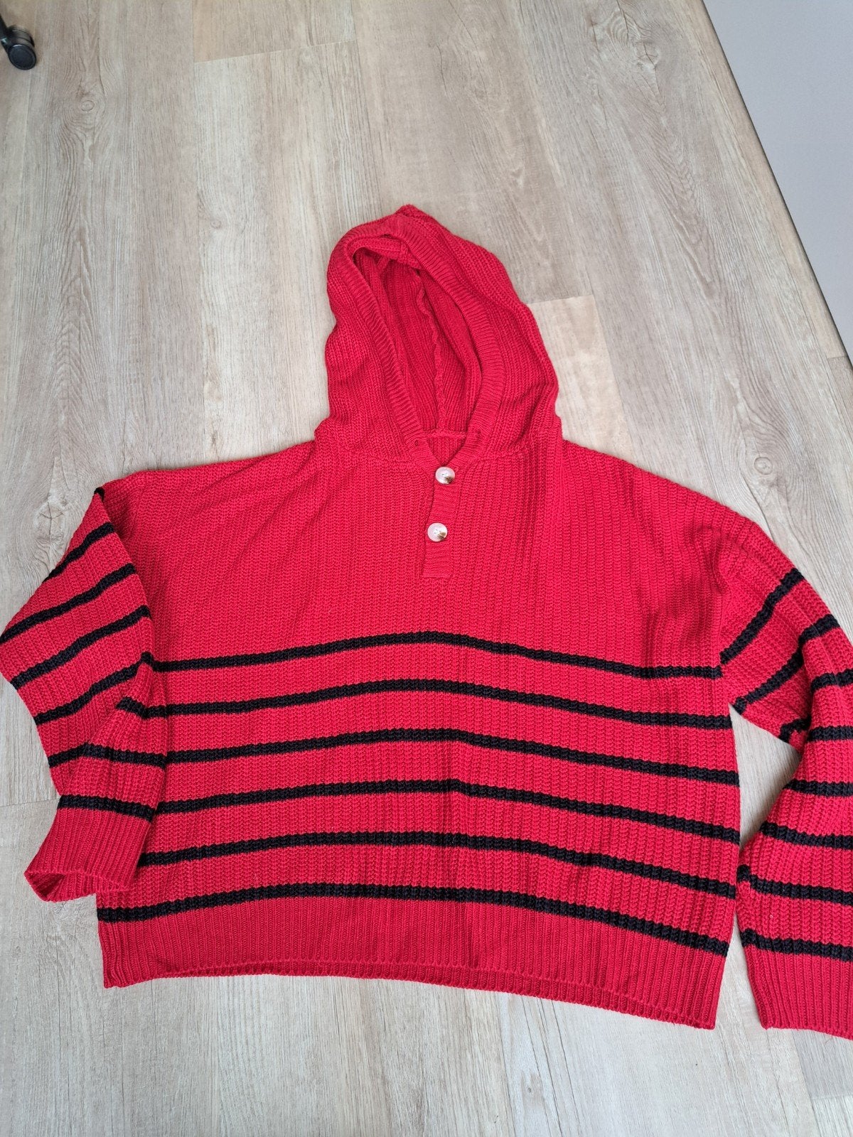 Shein gestreepte hoodie rood met zwart, Kleding | Dames, Maat 42/44 (L), Ophalen of Verzenden, Gedragen, Rood