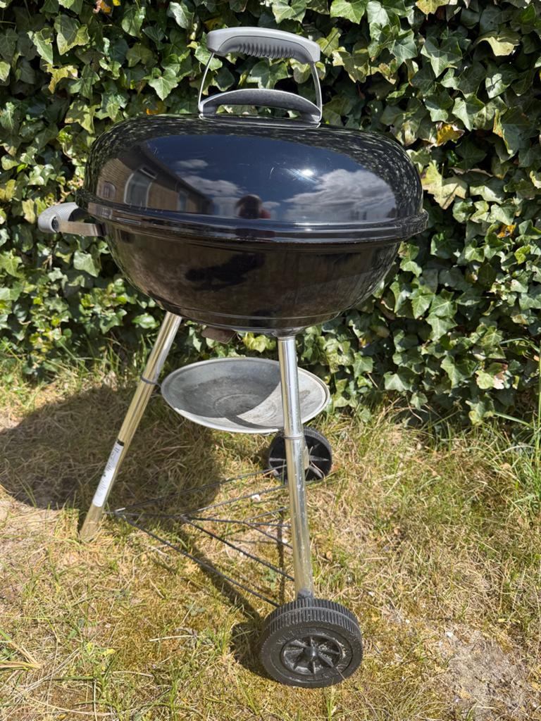 Weber Compact Kettle Houtskoolbarbecue 47 cm, Ophalen, Gebruikt