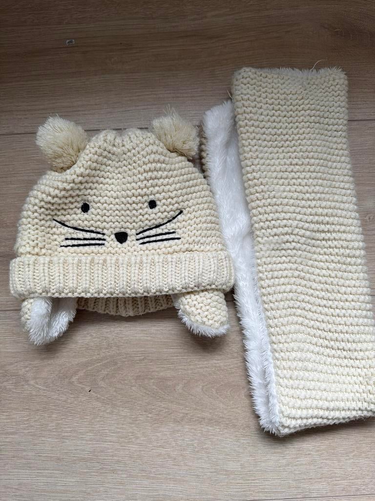 Hema Sjaal en muts, Kinderen en Baby's, Babykleding | Mutsen, Sjaals en Wanten, Ophalen of Verzenden, Zo goed als nieuw, Maat 68