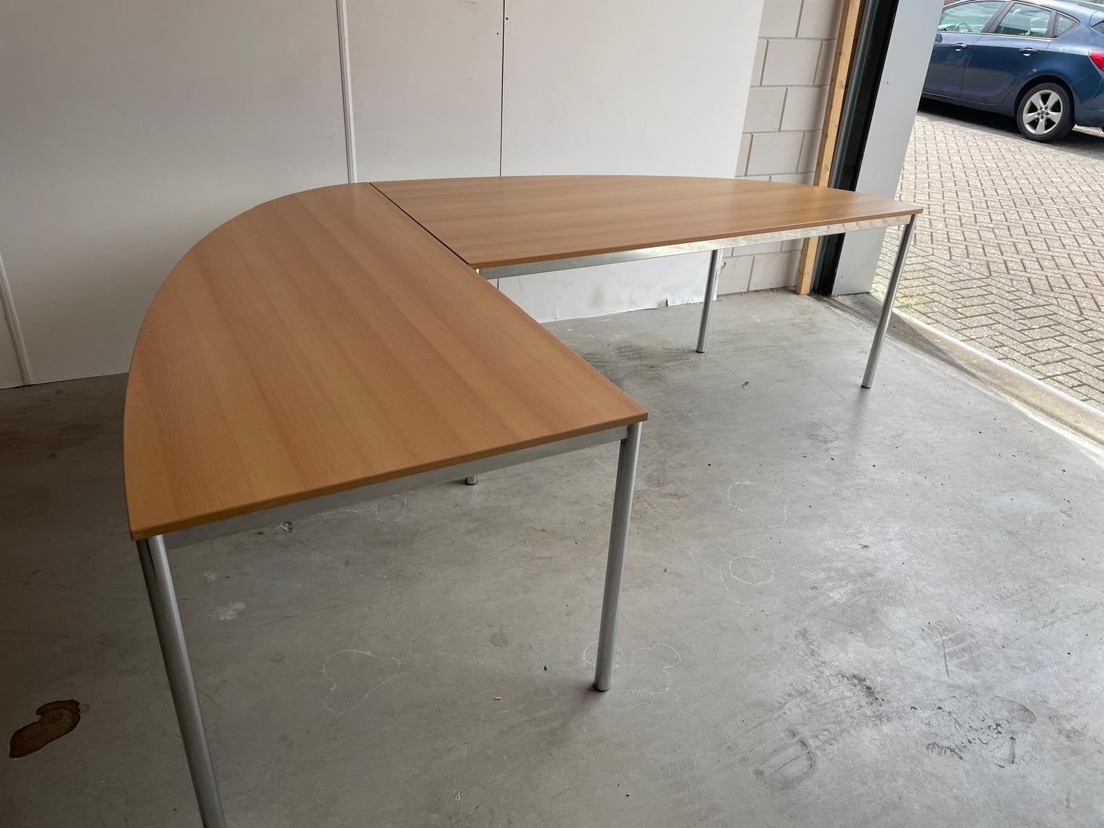Mooie designtafel in 2 delen, Huis en Inrichting, Tafels | Salontafels, 50 – 75, Design, Zo goed als nieuw, 150 tot 200 cm