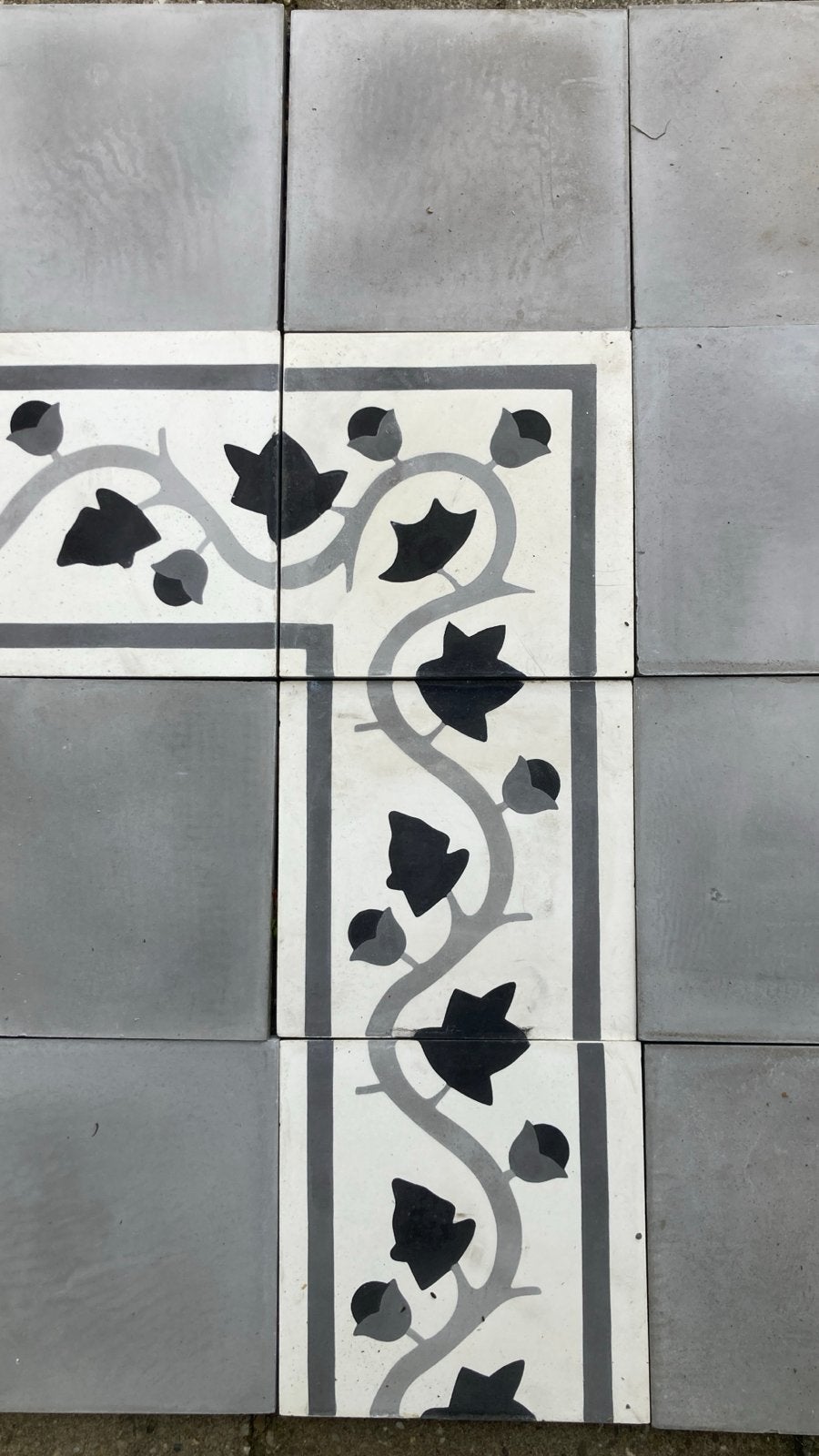 Cementtegels grijs en met motief, Ophalen, Overige materialen, Nieuw, Minder dan 20 cm