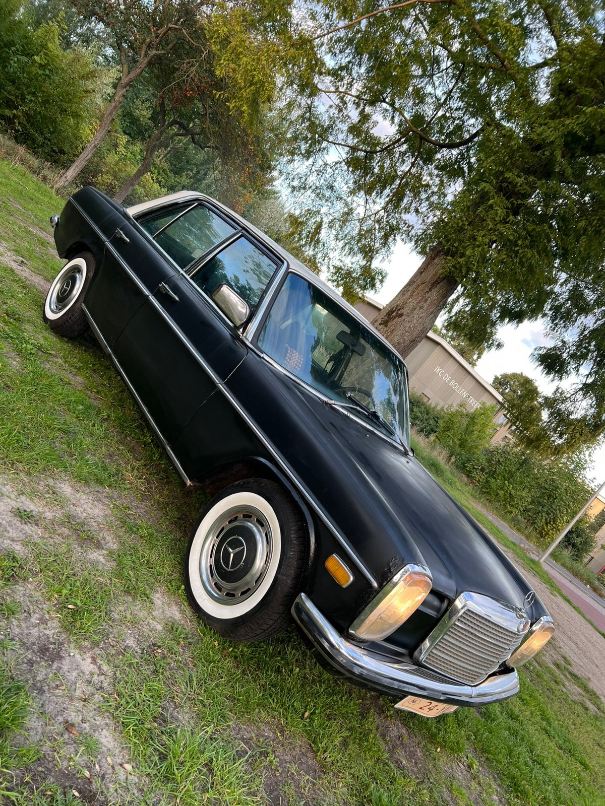 Mercedes-Benz 240D w115 1974! oldtimer, Auto's, 65 pk, 4 cilinders, Leder en Stof, Zwart