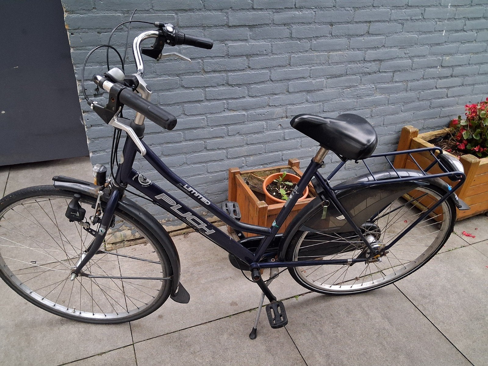 puch damesfiets, kapotte remkabel. verder prima fiets, Ophalen, Gebruikt, Overige merken