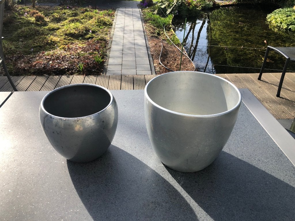 Zilvergrijze bloempotten, Gebruikt, Rond, Ophalen of Verzenden, Balkon