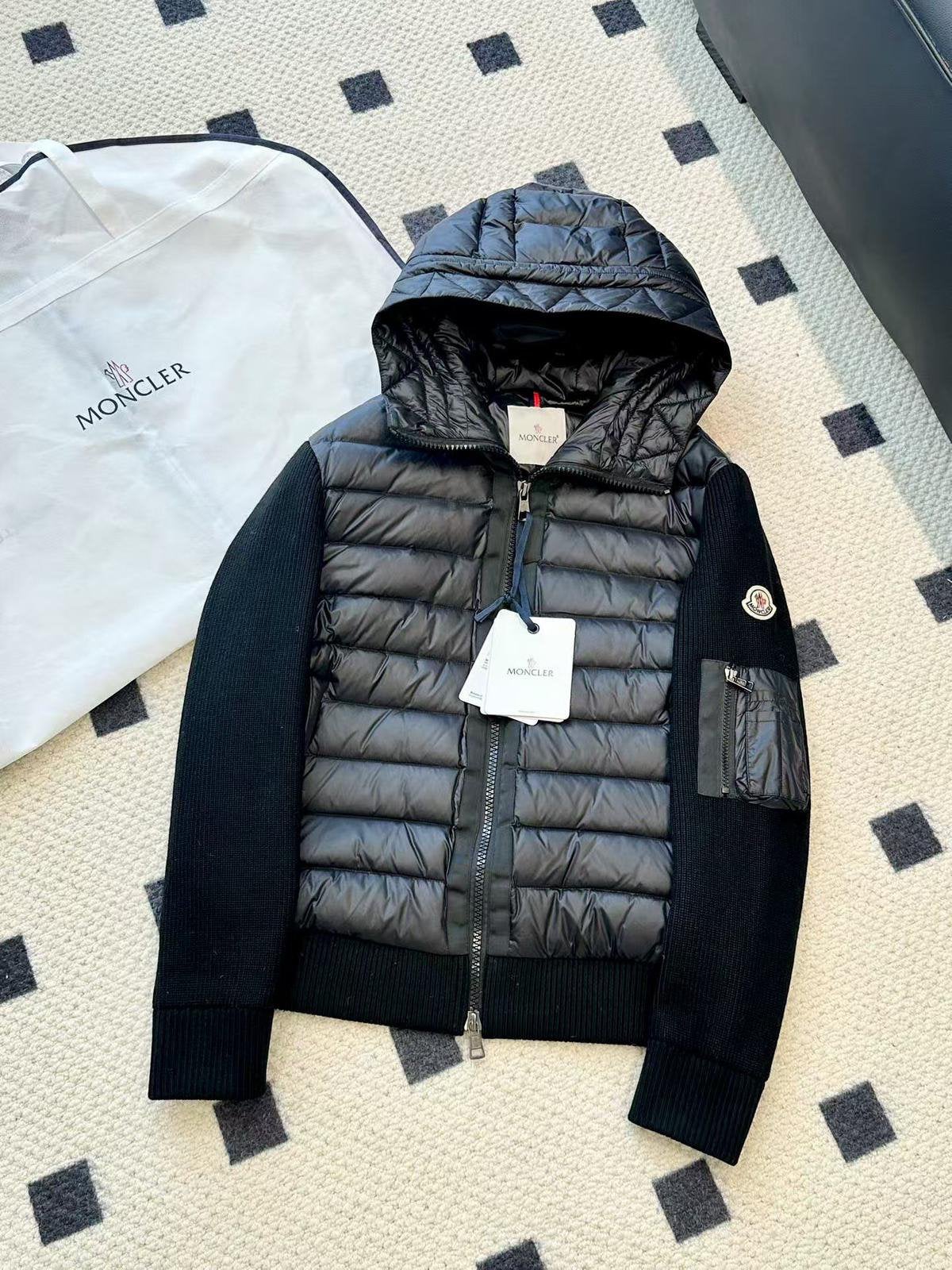 Moncler cardigan Maat S, Ophalen of Verzenden, Zo goed als nieuw, Zwart