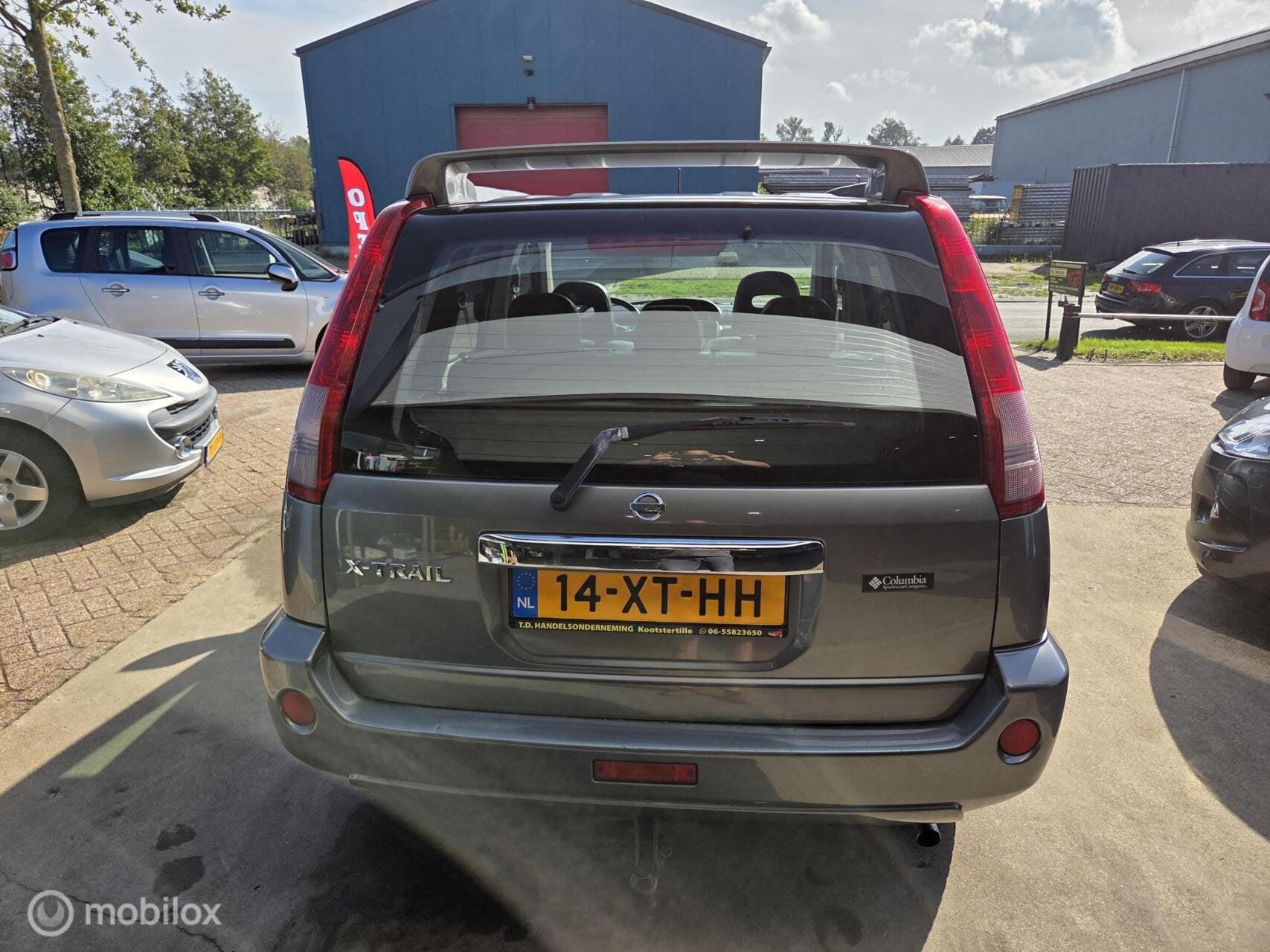 NISSAN X-TRAIL 2.5 165 ch BVA COLOMBIANA PREMIUM 4x4 - ATTELAGE - CUIR - GPS - PANO - 159990 KM