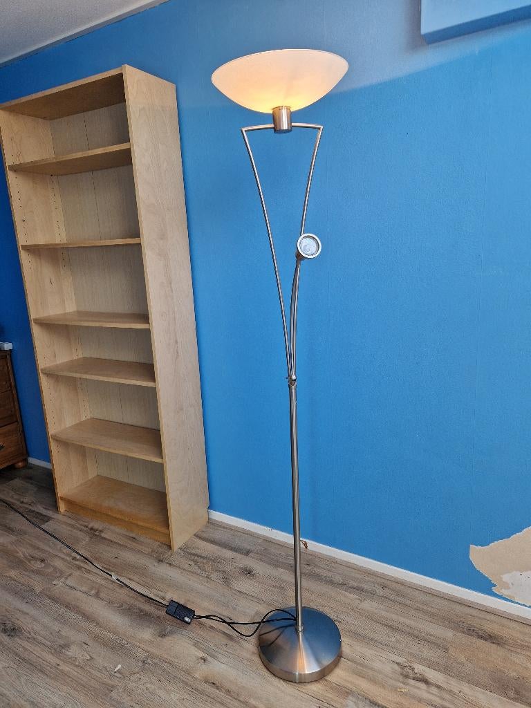 Gratis vloerlamp, Ophalen, Zo goed als nieuw, Glas, 150 tot 200 cm