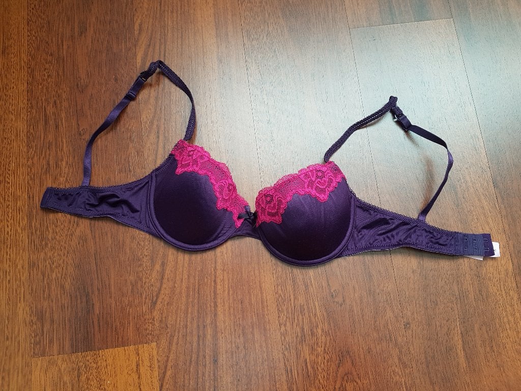 BH Paars met roze kant - 75C Hunkemoller, Kleding | Dames, Hunkemöller, Ophalen of Verzenden, Paars, BH