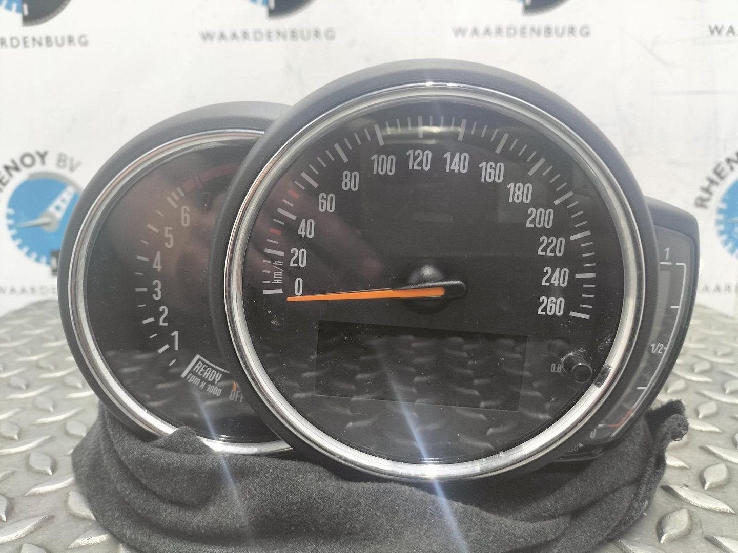 MINI (BMW) MINI F56 1.5 Cooper Pepper KLOKKENPANEEL 2018, Auto-onderdelen, Ophalen of Verzenden, Gebruikt, ARN erkend