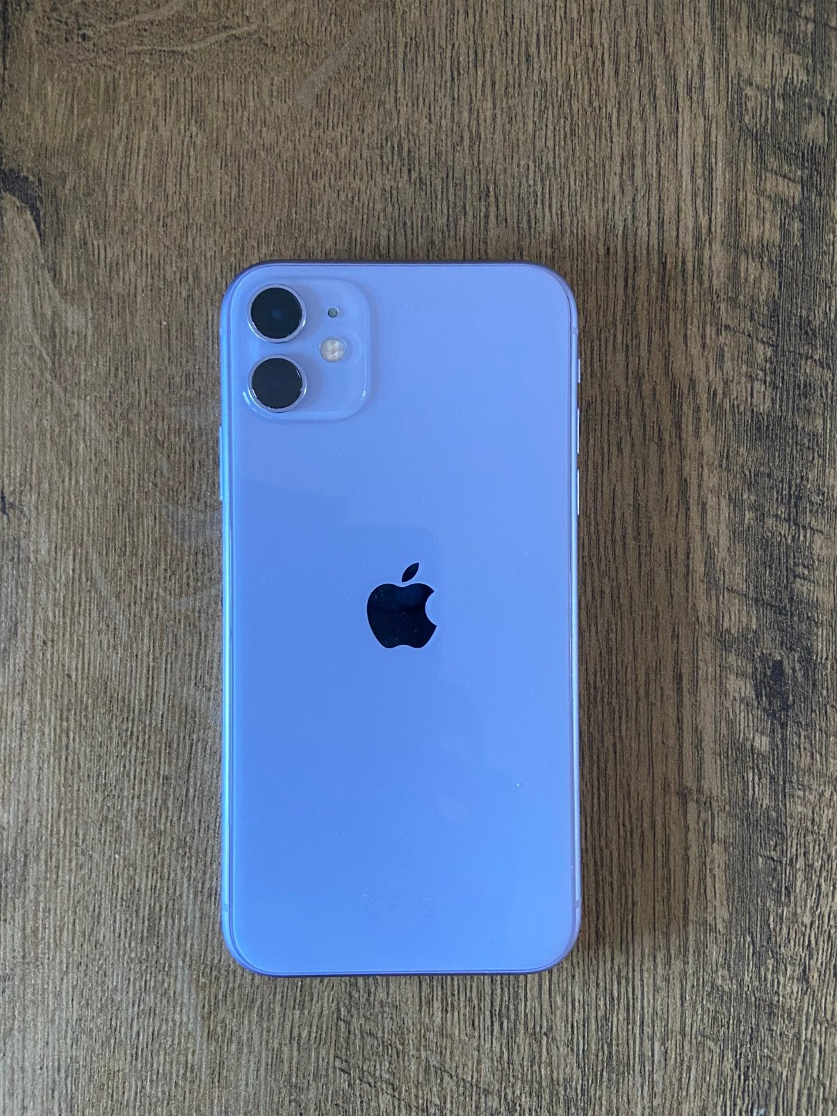 Apple iPhone 11 paars 64GB - met onbekend scherm, Telecommunicatie, Paars, Zo goed als nieuw, 64 GB, IPhone 11