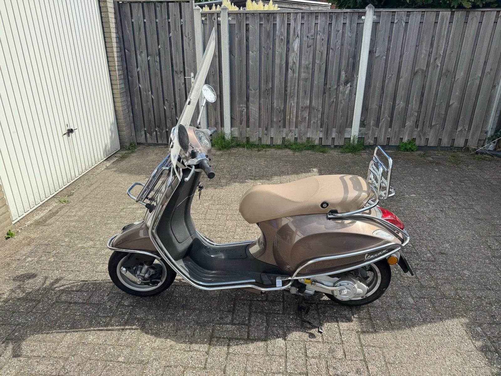 Vespa Primavera - Bruin - 2015 - 14679 km, Ophalen of Verzenden, Gebruikt, Overige modellen