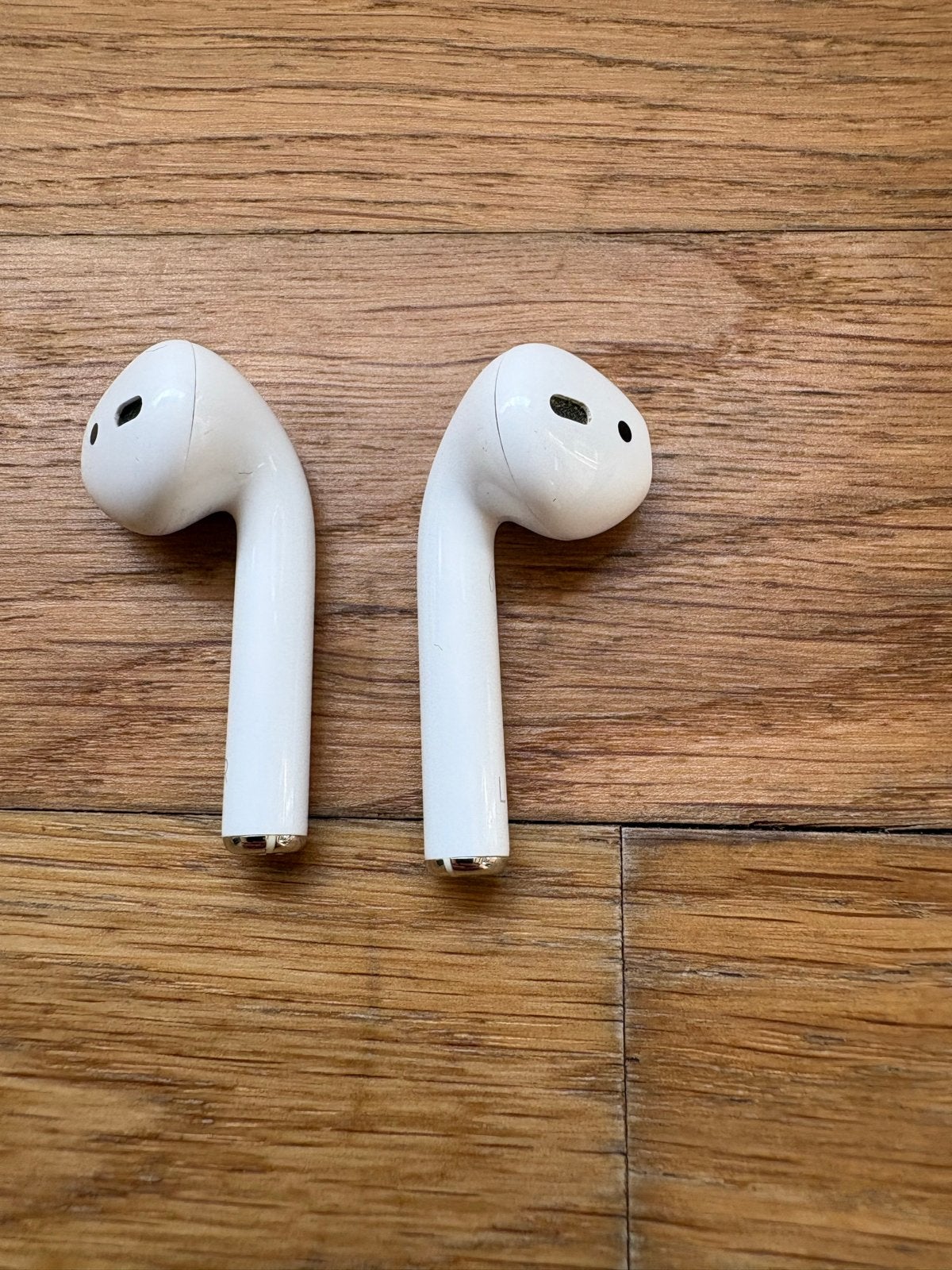 Apple AirPods 2e generatie (Model A2031) met oplaadcase, In-ear, Gebruikt, Bluetooth, Ophalen of Verzenden