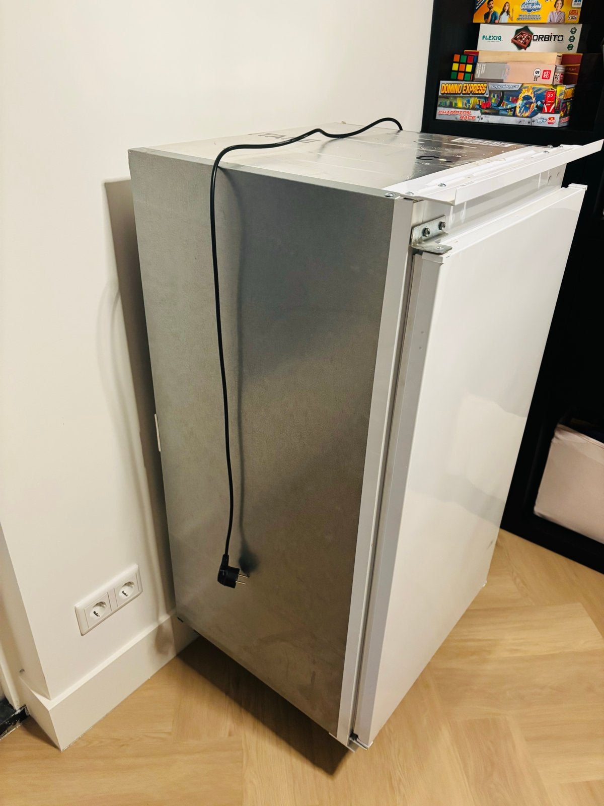 Whirlpool ARG10071A+ inbouw koelkast 167L A+ stil, Witgoed en Apparatuur, Koelkasten en IJskasten, 85 tot 120 cm, 150 tot 200 liter