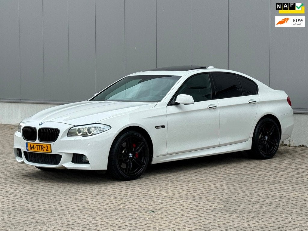 BMW 5-serie 528i High Executive M PAKKET PANO NAP, Auto's, BMW, Bedrijf, Te koop, 5-Serie, ABS, Airbags, Airconditioning, Alarm