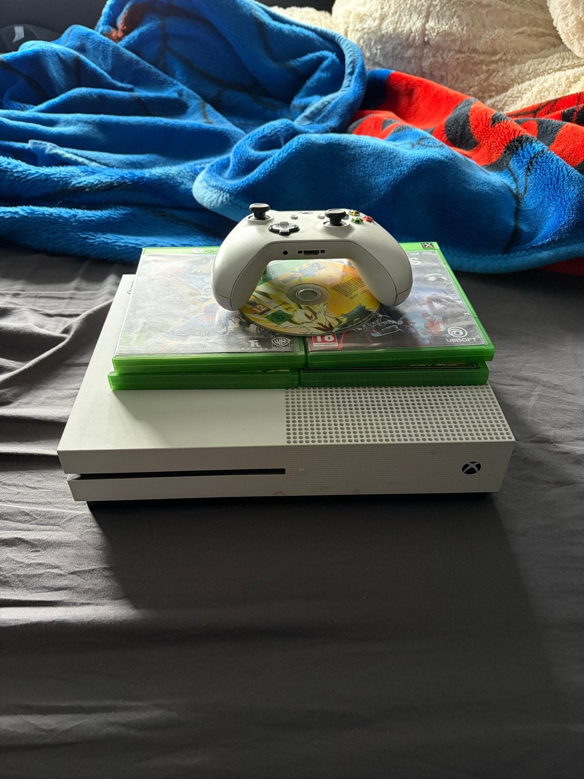 Xbox One S 500GB met controller en games, Ophalen, Xbox One S, Zo goed als nieuw, Met 1 controller