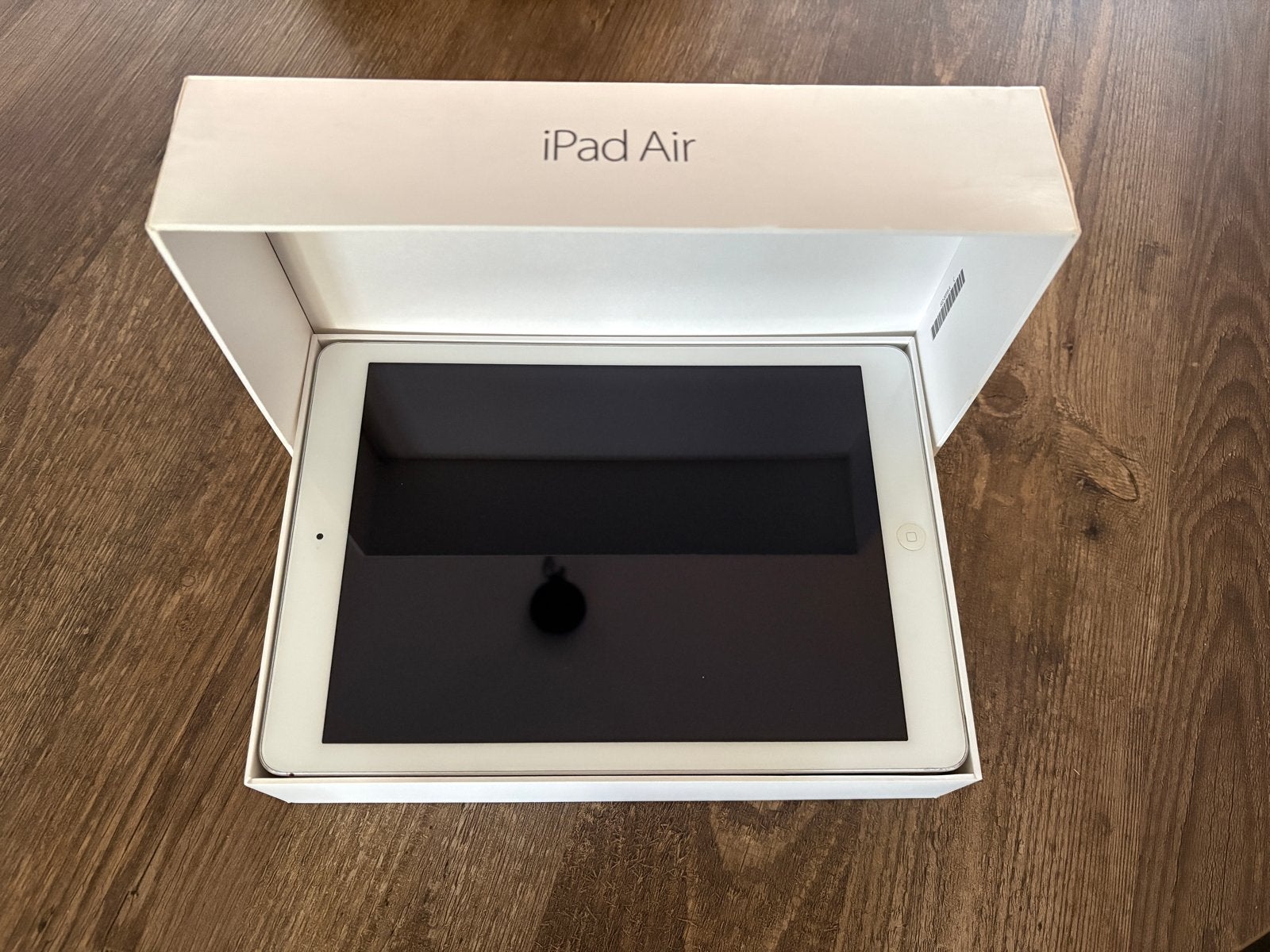 Apple iPad Air 16GB Wi-Fi Zilver, Computers en Software, 10 inch, Apple iPad Air, Ophalen of Verzenden, Zo goed als nieuw