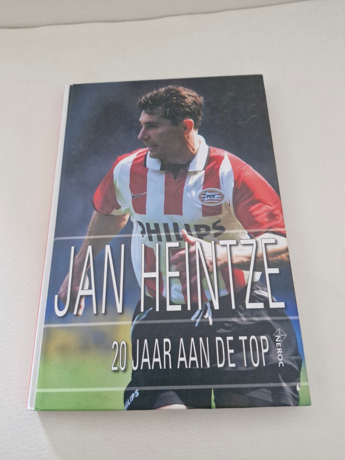 Jan Heintze: 20 Jaar Aan De Top - Voetbalbiografie, Ophalen of Verzenden, Gelezen, Goes & Ziegler, Balsport