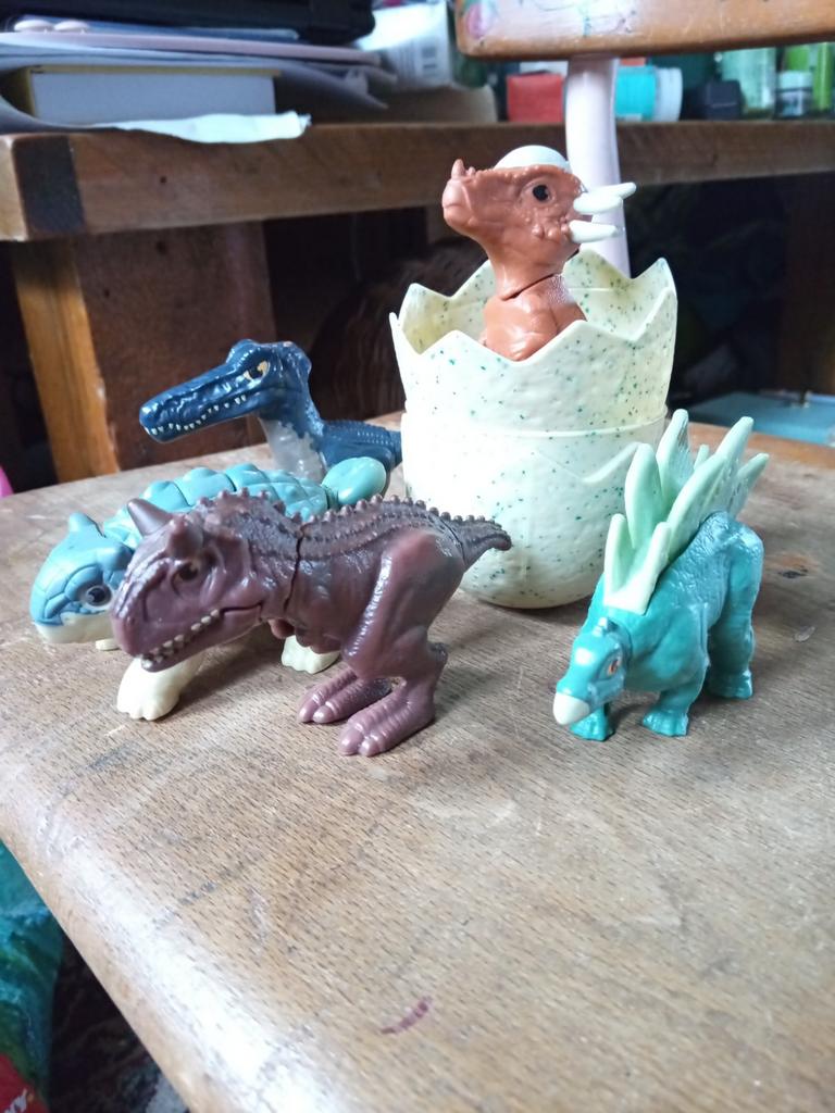 Diverse Jurassic World Happy Meal speeltjes, Ophalen of Verzenden, Zo goed als nieuw