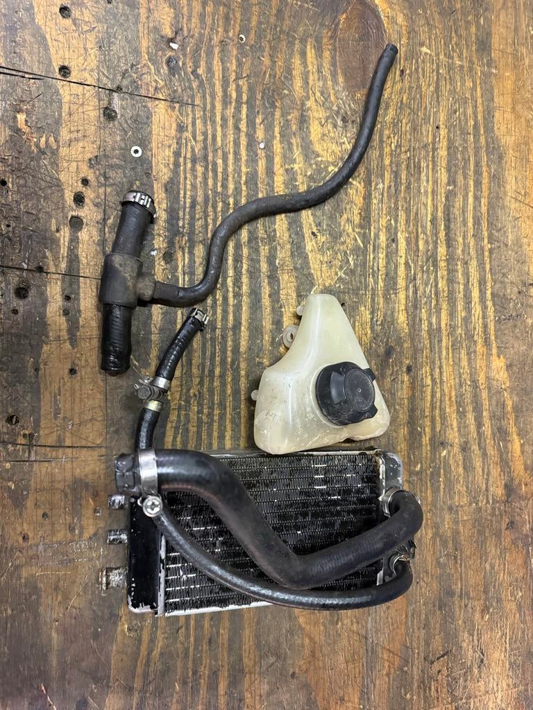 Derbi Koelsysteem Compleet, Fietsen en Brommers, Brommeronderdelen | Algemeen, Frame, Gebruikt, Derbi, Derbi