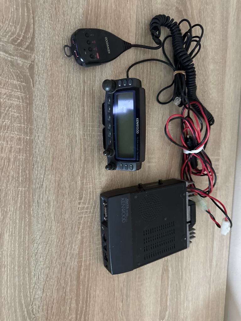 Kenwood TM-D700E Dual Band Transceiver met APRS, Ophalen of Verzenden, Gebruikt