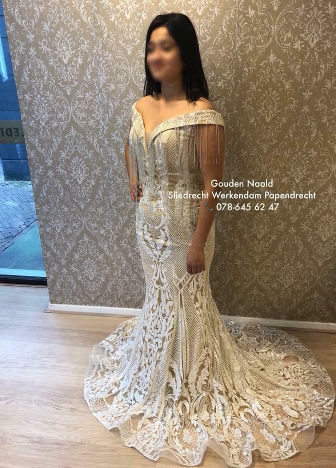 Gouden Naald Bruidsjurken&Galajurken naaiatelier&stomerij, Diensten en Vakmensen, Avond- en Bruidskleding