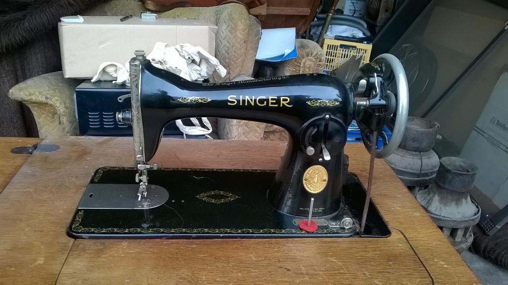 Singer naaimachine, Hobby en Vrije tijd, Naaimachines en Toebehoren, Ophalen, Gebruikt, Naaimachine, Singer