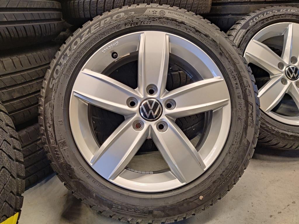 Originele Volkswagen Winterset Golf Caddy Touran, Ophalen, Gebruikt, 16 inch, Banden en Velgen