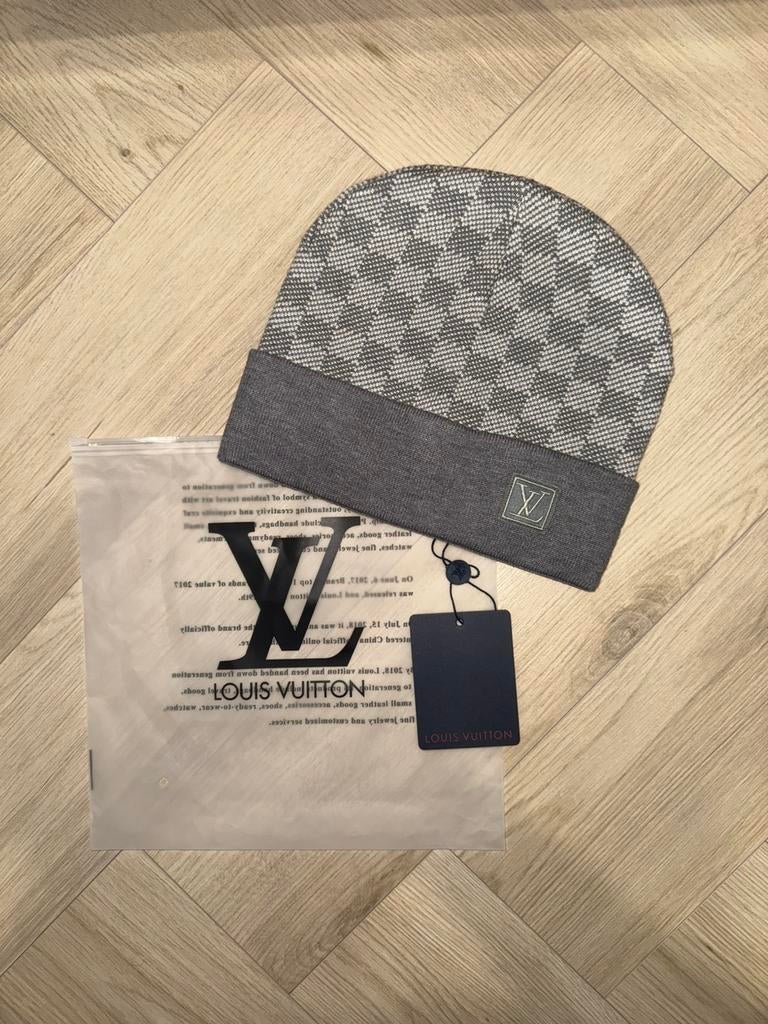 Lv muts, Ophalen of Verzenden, Nieuw, Overige maten, Muts