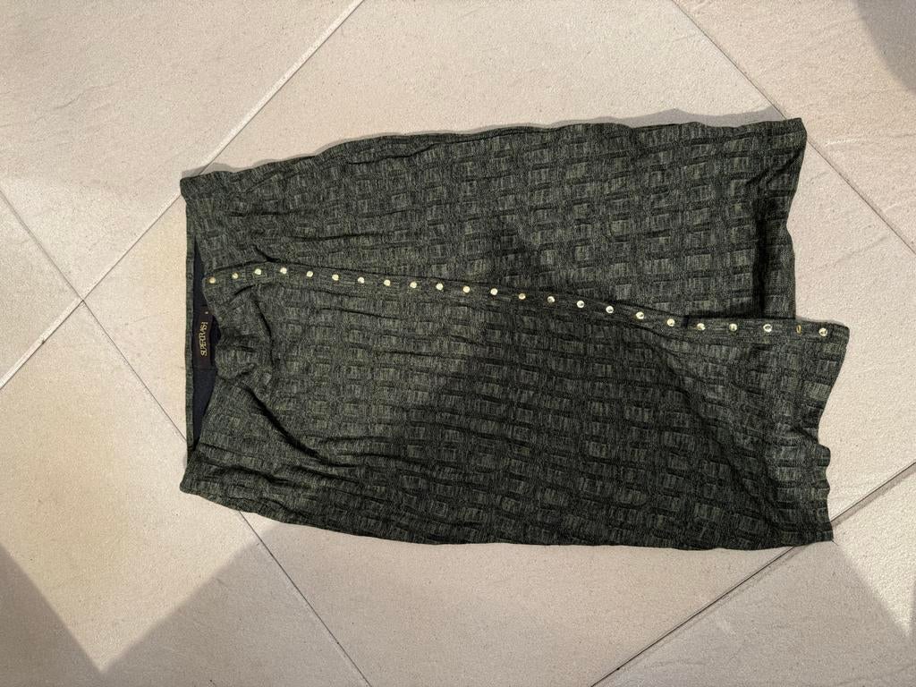 Super trash setje rok met truitje maat m, Ophalen of Verzenden, Zo goed als nieuw, Onder de knie