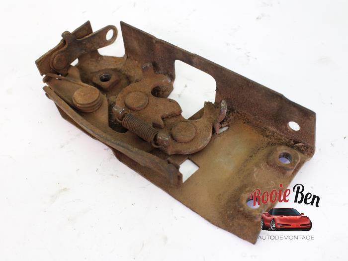 Deurslot Mechaniek 4Deurs links-achter van een Chevrolet Sub, Gebruikt, -, Ophalen of Verzenden, -