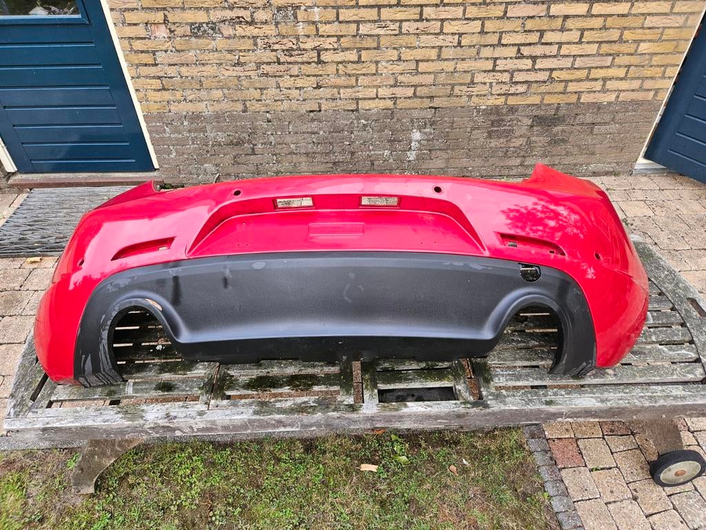 Alfa Romeo giulietta Achterbumper Rood, Gebruikt, Ophalen of Verzenden, Alfa Romeo, Achter