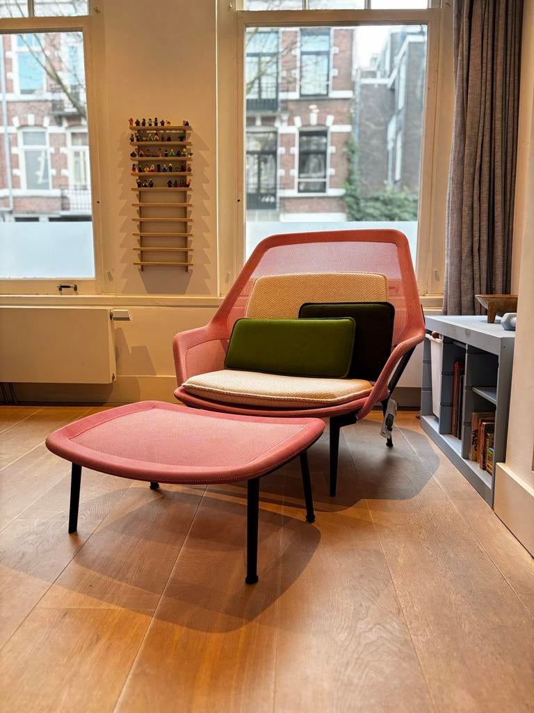 Vitra Slow Chair Knit met Ottoman en Kussens - Nieuw, Ophalen, Zo goed als nieuw, Stof, 75 tot 100 cm