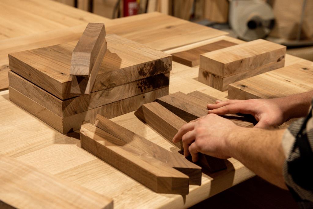 Unieke Maatwerk Planken en Bladen in Massief Eiken & Noten, Doe-het-zelf en Verbouw, Hout en Planken, 25 tot 50 mm, Eiken, Nieuw