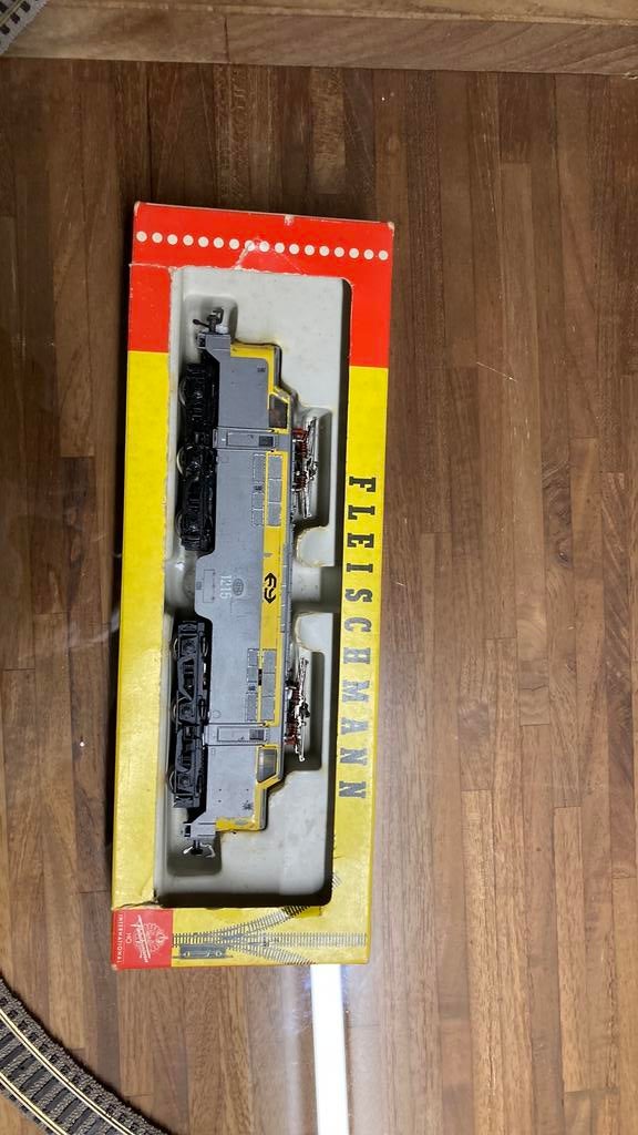 Fleischmann 4373 NS 1215 elec locomotief, Hobby en Vrije tijd, Modeltreinen | H0, Gebruikt, Fleischmann, Ophalen of Verzenden