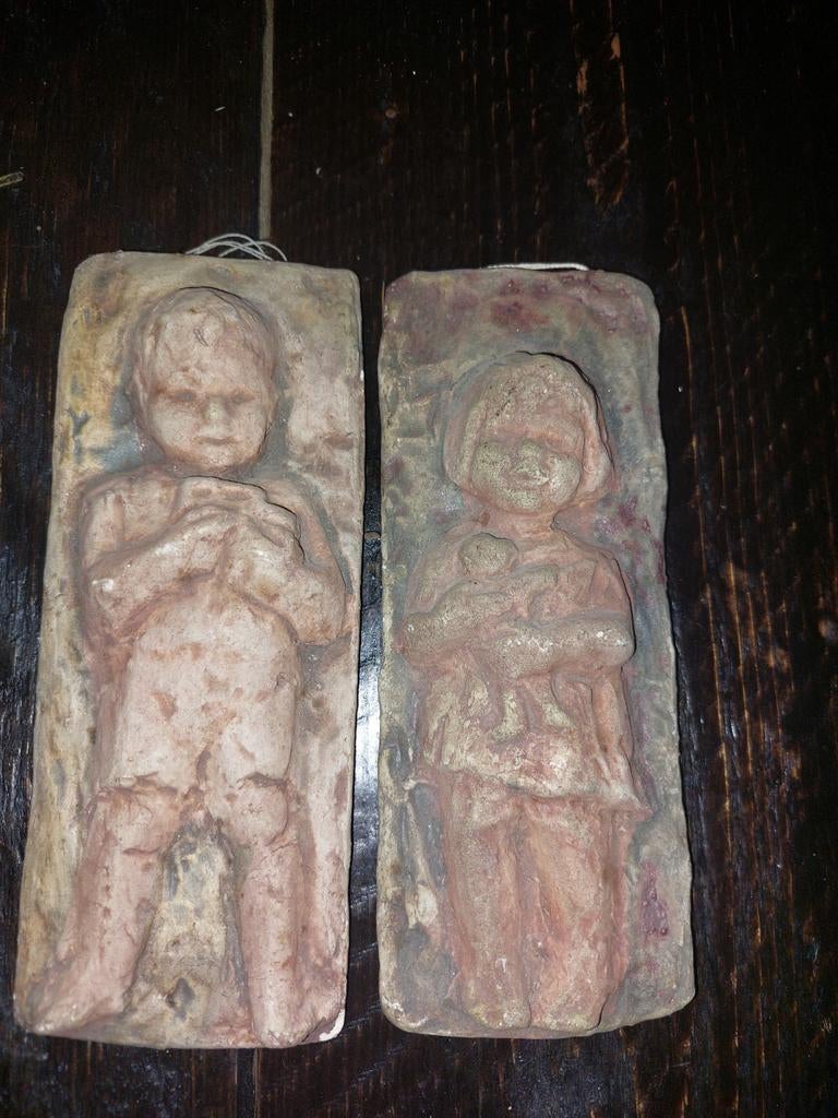 Twee antieke tegels met kindermotieven - Hanna Mobach, Antiek en Kunst, Ophalen of Verzenden