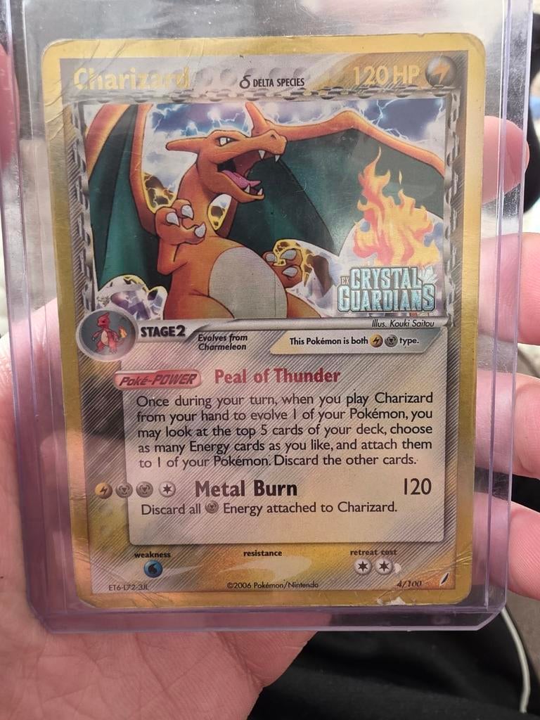 Charizard Delta Species - Crystal Guardians, Ophalen of Verzenden, Gebruikt, Losse kaart