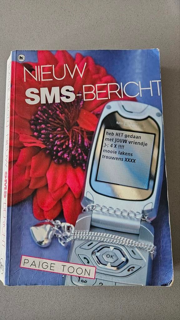 Nieuw SMS-bericht - Paige Toon, Ophalen of Verzenden, Zo goed als nieuw, Paige Toon, Nederland