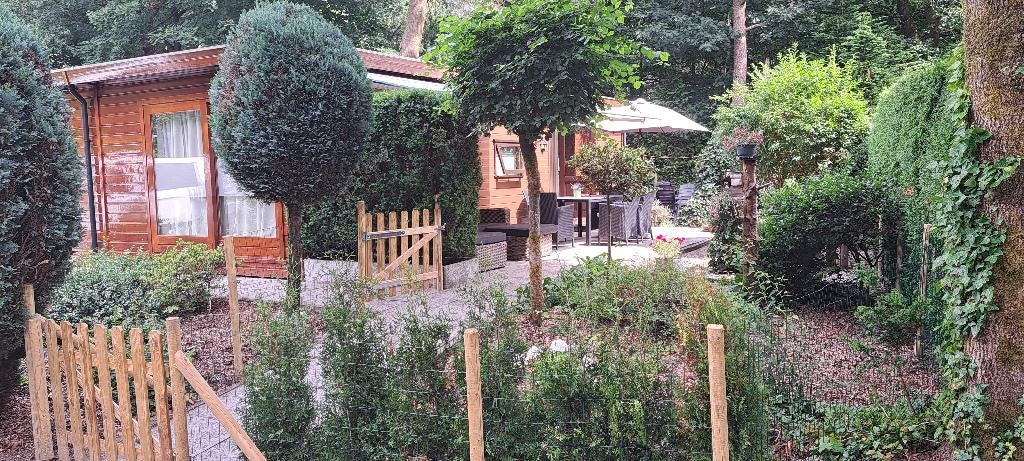 Chalet aan de bosrand in Harderwijk, op park met zwembad, Vakantie, Vakantiehuizen | Nederland, Gelderland en Veluwe, Chalet, Bungalow of Caravan