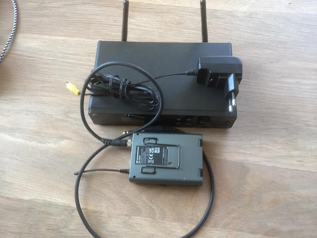 Sennheiser xsw 2 met  skm 825 microfoon en pocket zender, Ophalen of Verzenden, Gebruikt, Overige typen