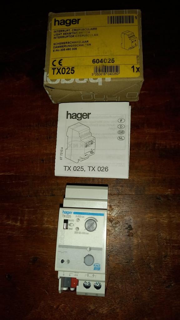 Hager afstanddimmer TX025 EVN004, Doe-het-zelf en Verbouw, Elektra en Kabels, Overige typen, Nieuw, Ophalen of Verzenden, Hager