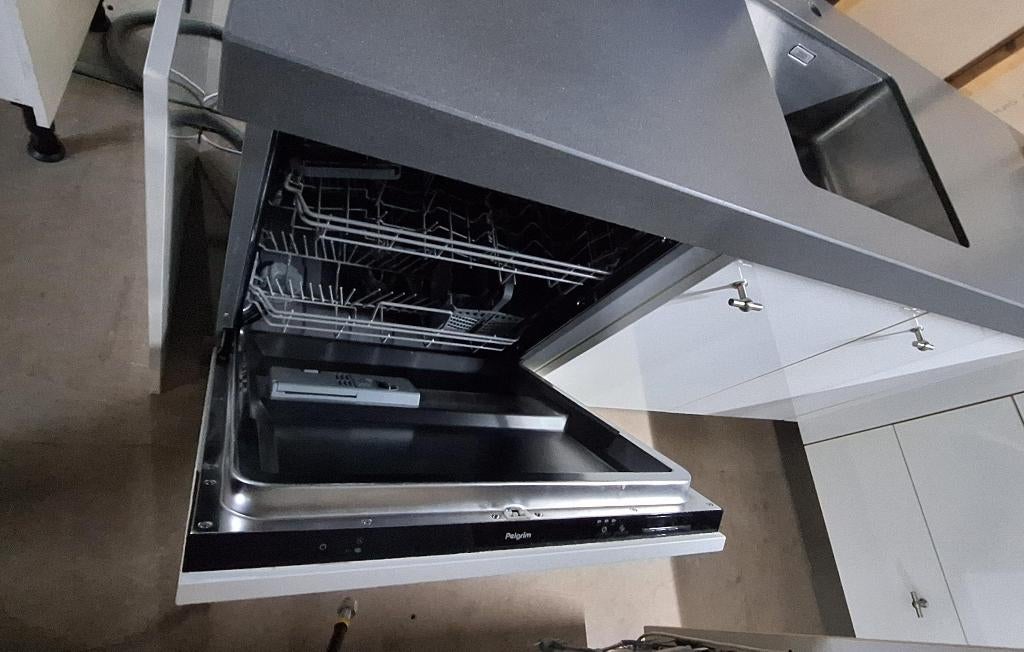 Complete keuken Compleet met APP 120Keukens op voorraad 2861, Ophalen of Verzenden, Zo goed als nieuw, Hoekkeuken, Met kookeiland