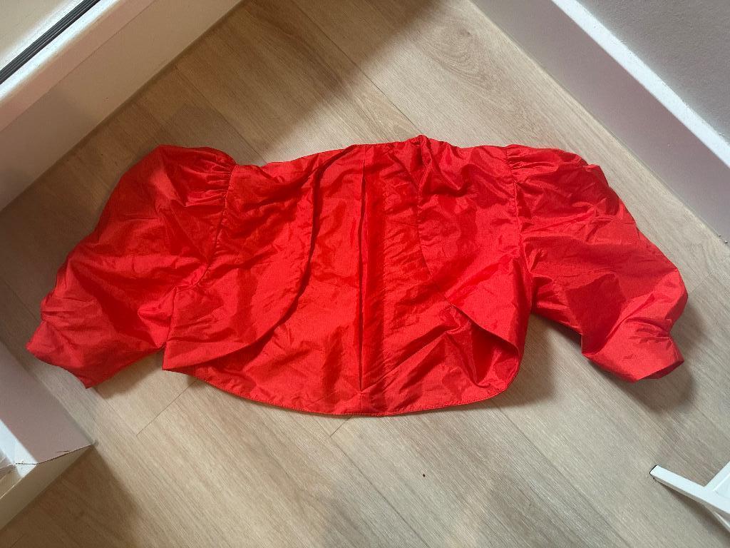 Rode bolero, met of zonder trouwjurk, 38, Nijmegen, Ophalen, Zo goed als nieuw, Rood, Accessoires