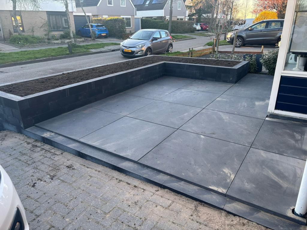 Betaalbare stratenmaker/hovenier  beschikbaar, Bestrating