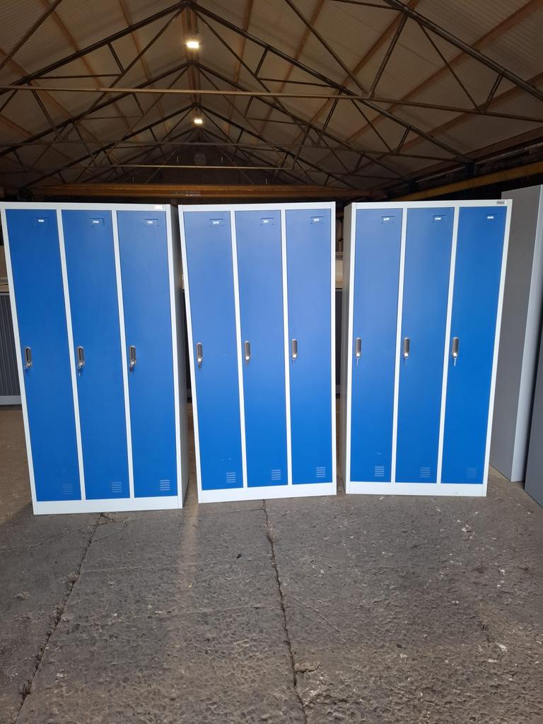 Laatste 3-deurs locker/kledingkast, Ophalen, Gebruikt, 50 tot 100 cm, Metaal