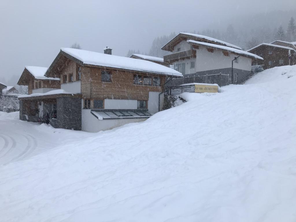 Te huur oostenrijk huis direct aan ski piste, 4 of meer slaapkamers, Salzburgerland, In wintersportgebied, Landelijk