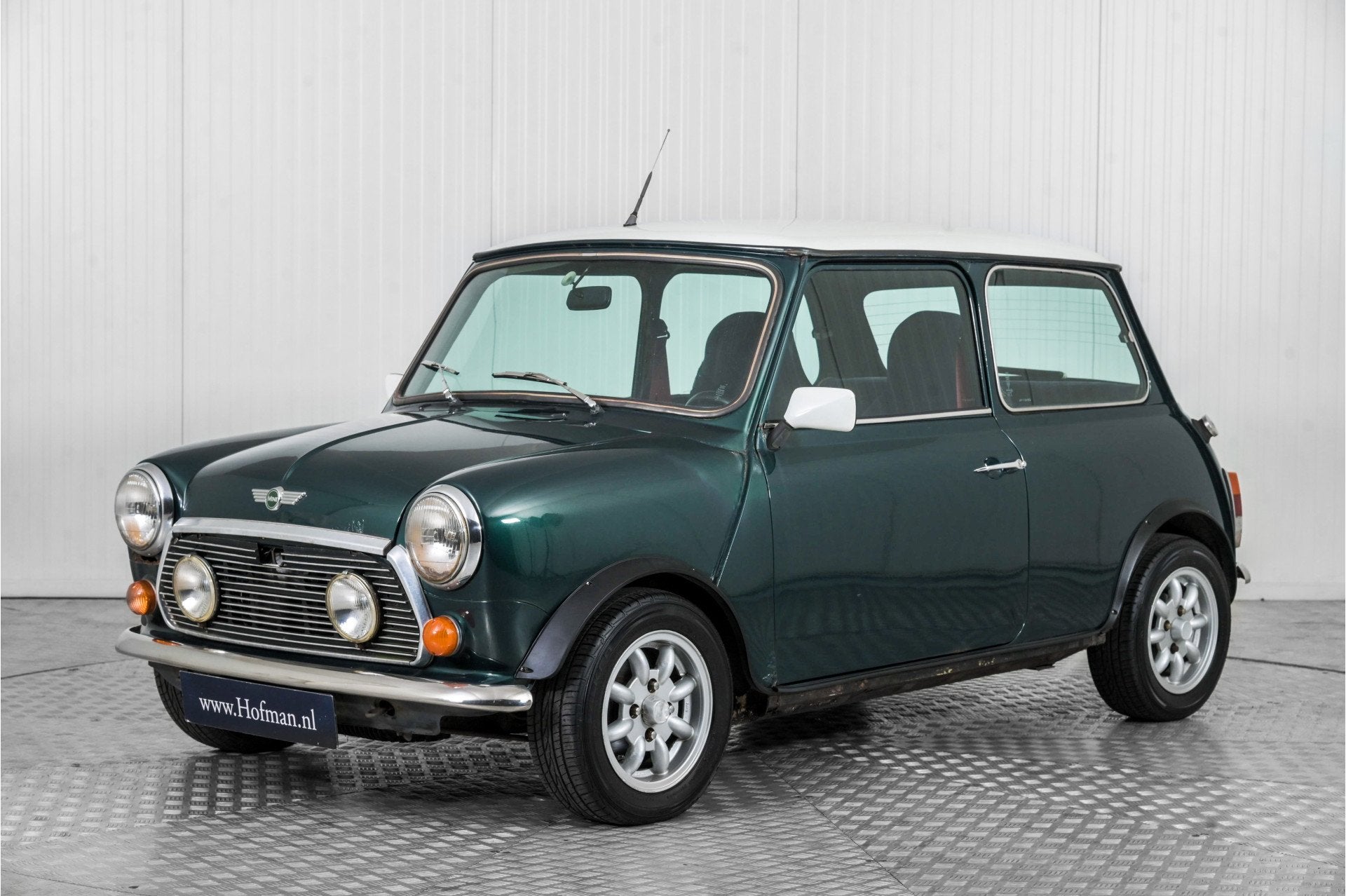MINI 1000 classic . (bj 1973), Auto's, Voorwielaandrijving, Metallic lak, Gebruikt, Overige modellen