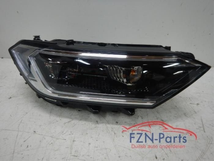 VW Jetta Koplamp VOLLED Rechts NIEUW, Ophalen of Verzenden, Gebruikt