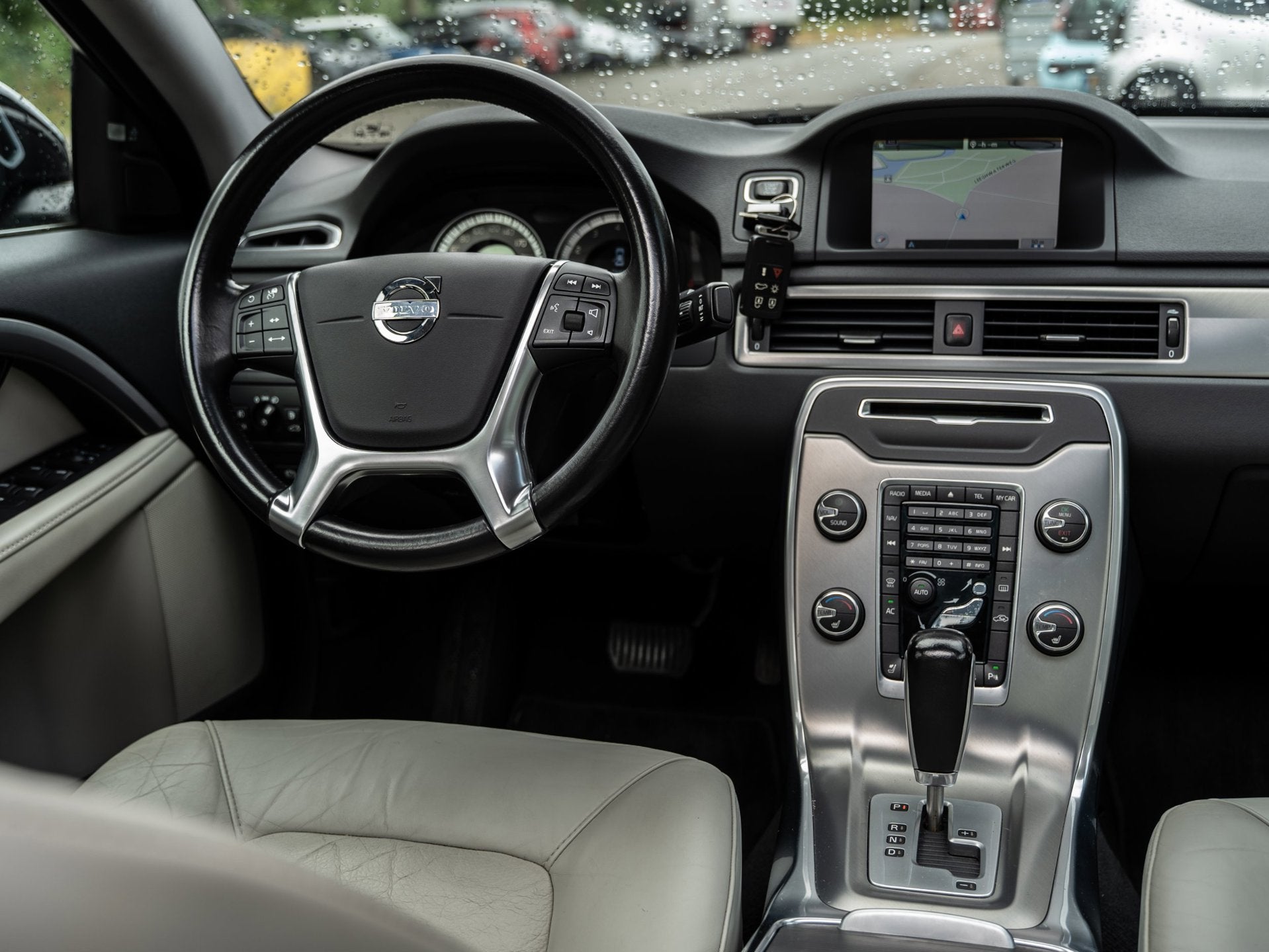 Volvo S80
